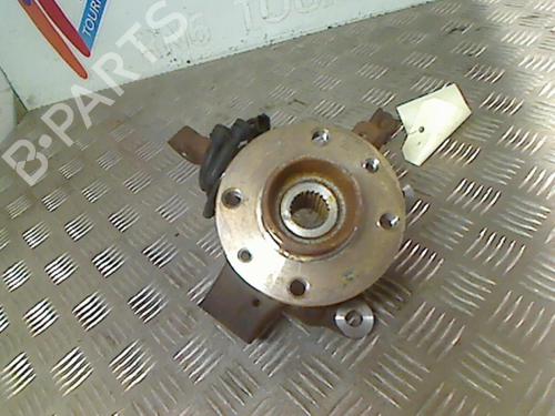Used Right front steering knuckle DACIA SANDERO II 1.2 (75 hp) 21747318
