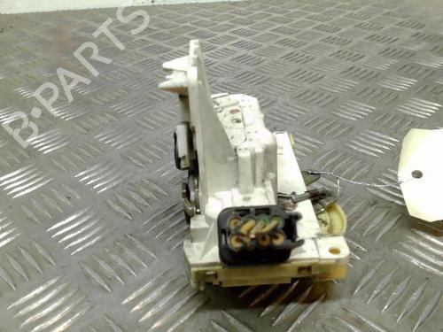 Høyre foran lås FORD FOCUS I (DAW, DBW) 1.8 Turbo DI / TDDi | BP21742401C97 