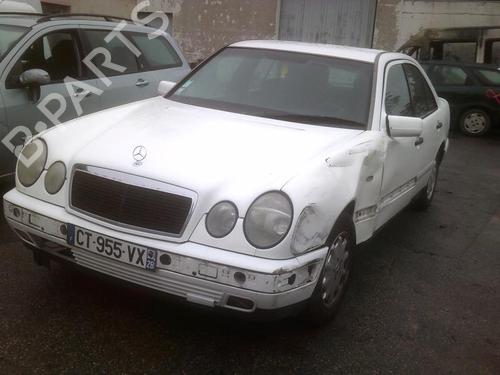 Vindusheismekanisme venstre bak MERCEDES-BENZ E-CLASS (W210) E 220 D (210.004) | BP21751249C24 