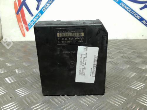 Fuse box RENAULT MEGANE III Hatchback (BZ0/1_, B3_) 1.5 dCi | BP21735371E1 