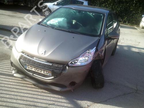 Fuel flap PEUGEOT 208 I (CA_, CC_) 1.6 HDi | BP21743422C131