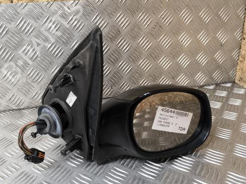 BP30112769C27 main image