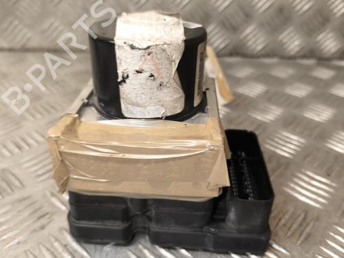 Used ABS pump RENAULT MEGANE III Hatchback (BZ0/1_, B3_) 1.5 dCi (106 hp) 22015481
