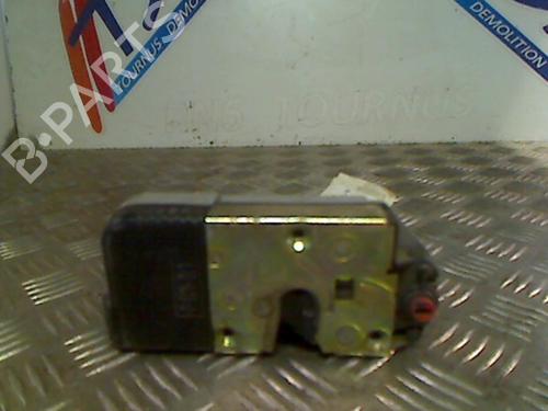 Used Front right lock PEUGEOT 306 Hatchback (7A, 7C, N3, N5) 1.9 D (68 hp) 21753354