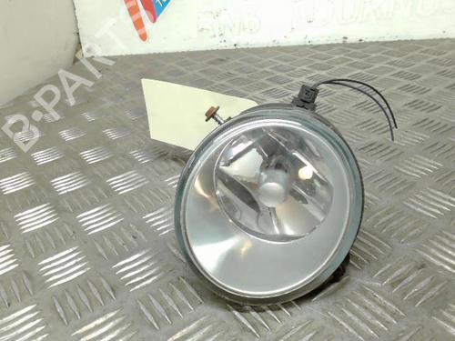 Feu de brouillard avant droit RENAULT SCÉNIC I MPV (JA0/1_, FA0_) 1.6 (JA00, JA16, JA15, JA19, JA1V, JA2B, JA2C, JA0B,... (107 hp) 30635048