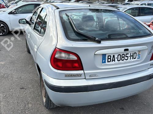 Right headlight RENAULT MEGANE I (BA0/1_) 1.9 dCi (BA05, BA1F) | BP21748085C29 