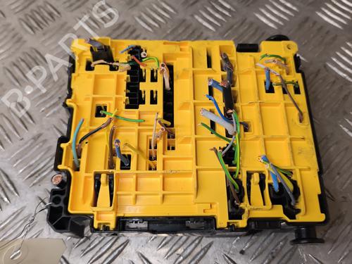 Fuse box PEUGEOT 208 I (CA_, CC_) 1.6 HDi / BlueHDi 75 | BP22011182E1 