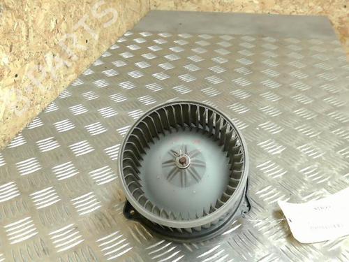 Moteur de chauffage TOYOTA YARIS (_P1_) 1.4 D-4D (NLP10_, NLP10R) (75 hp) 21734617