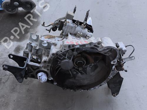 Used Gearbox TOYOTA COROLLA Verso (_E12_) 2.0 D-4D (CDE120_, CDE120R) (90 hp) 22008281