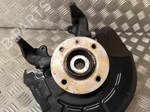 Used Left front steering knuckle VW UP! (121, 122, BL1, BL2, BL3, 123) 1.0 (75 hp) 21748041