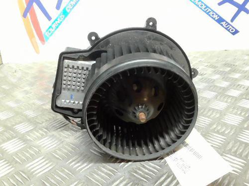 Used Heater blower motor MERCEDES-BENZ C-CLASS Coupe (CL203) C 200 CDI (203.707) (122 hp) 21746355