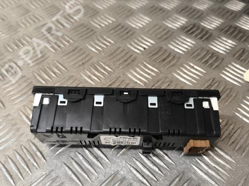 Display CITROËN C3 II (SC_) 1.4 HDi 70 (SC8HZC, SC8HR0, SC8HP4) | BP22015998C48 