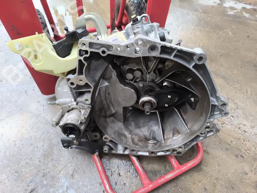 Used Gearbox PEUGEOT 208 I (CA_, CC_) 1.6 BlueHDi 100 (100 hp) 26011845