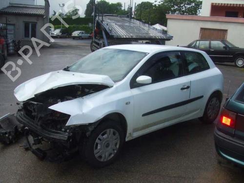 Left mirror FIAT STILO (192_) 1.9 JTD (192_XE1A) | BP21753560C26 
