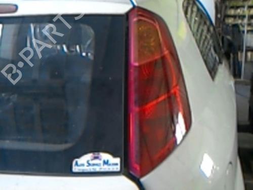 Used Right taillight FIAT GRANDE PUNTO (199_) 1.3 D Multijet (75 hp) 21751674