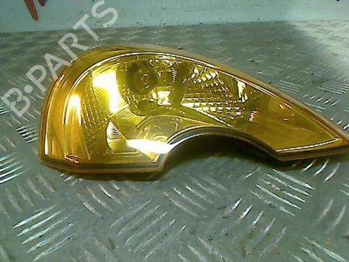 Używane Kierunkowskaz przedni prawy RENAULT MODUS / GRAND MODUS (F/JP0_) 1.4 (JP01, JP0J) (98 hp) 30579523