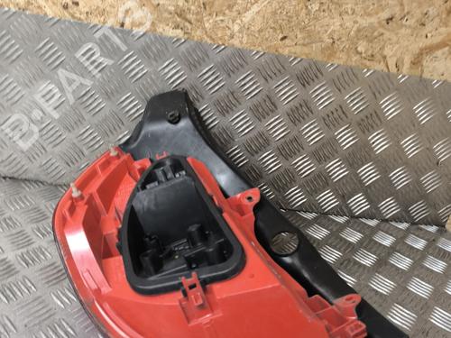 Right taillight RENAULT CLIO III (BR0/1, CR0/1) 1.2 16V (BR0P, CR0P) | BP24477477C35