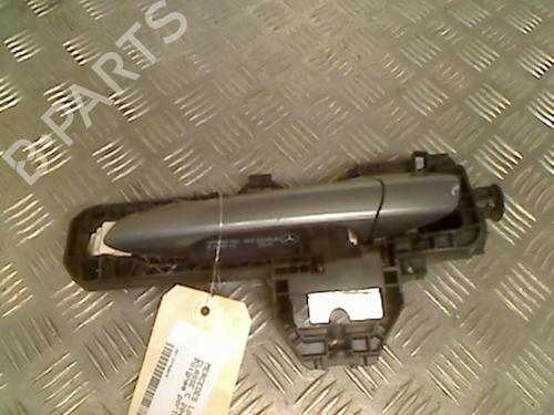 Used Front left exterior door handle MERCEDES-BENZ C-CLASS T-Model (S204) C 220 CDI (204.202) (170 hp) 21738569