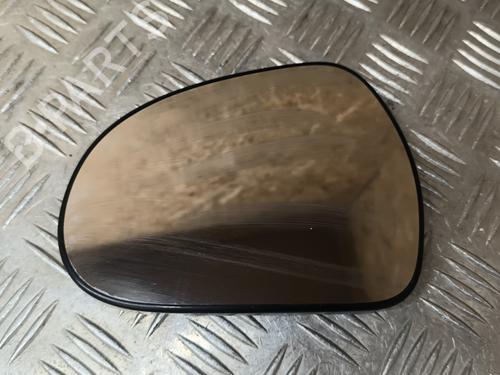 Used Left mirror glass PEUGEOT 308 I (4A_, 4C_) 1.6 HDi (92 hp) 29994756