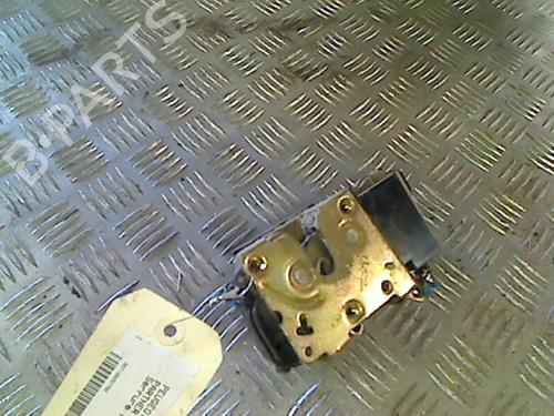 Used Front right lock PEUGEOT PARTNER Box Body/MPV (5_, G_) 1.8 D (58 hp) 21744136