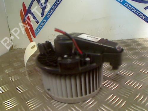 Used Heater blower motor TOYOTA AVENSIS Estate (_T27_) 2.0 D-4D (ADT270_, ADT270R) (124 hp) 21747150