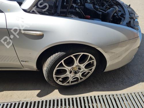 Used Right front fenders ALFA ROMEO 159 (939_) 1.9 JTDM 16V (939AXC1B, 939AXC12) (150 hp) 26662842