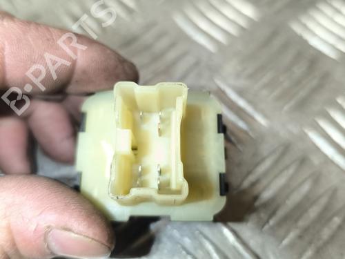 Left front window switch RENAULT CLIO IV (BH_) 0.9 TCe 75 (BHNP) | BP24865178I27 