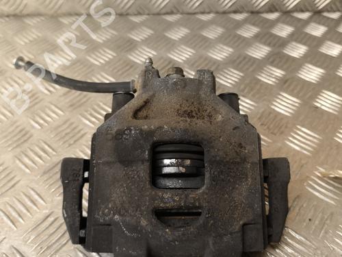 Used Right front brake caliper TOYOTA YARIS (_P13_) 1.3 (NSP130_, NSP130) (99 hp) 22008431