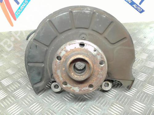 Used Left front steering knuckle VW PASSAT B6 (3C2) 2.0 TDI 16V (140 hp) 21750166