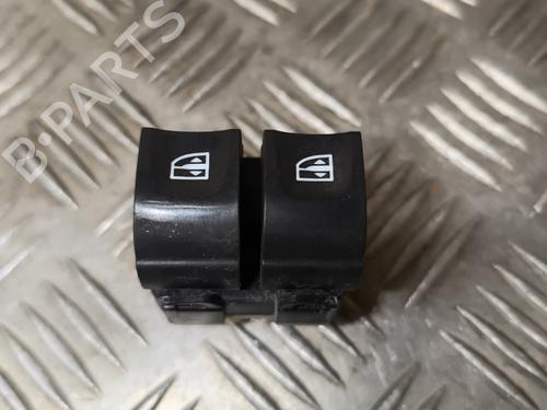 Used Left front window switch RENAULT CLIO IV (BH_) 1.5 dCi 75 (75 hp) 27214428
