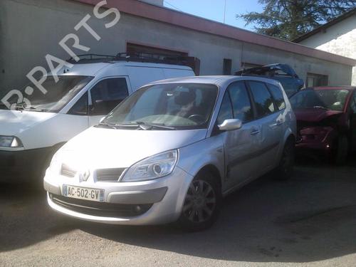 Fuse box RENAULT GRAND SCÉNIC II (JM0/1_) 1.9 dCi (JM14) | BP21751101E1