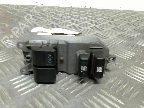 Venstre Foran elrute bryter TOYOTA YARIS (_P9_) 1.4 D-4D (NLP90_, NLP90R) (90 hp) 21749986