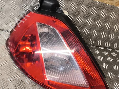 Farolim esquerdo RENAULT MEGANE II (BM0/1_, CM0/1_) 1.5 dCi (BM1E, CM1E) (106 hp) 29174155