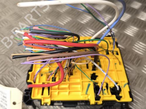 Fuse box PEUGEOT 3008 II SUV (MC_, MR_, MJ_, M4_) 1.5 BlueHDi 130 | BP29120365E1 
