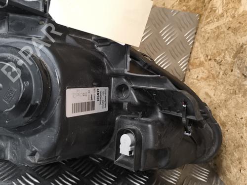 Left headlight RENAULT CLIO III (BR0/1, CR0/1) 1.2 16V Hi-Flex (BR1U, CR1U) | BP29564668C28 