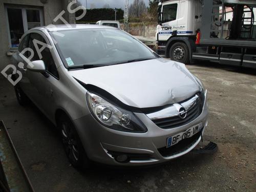 Brugte OPEL CORSA D (S07) 1.3 CDTI (L08, L68) (75 hp) 4374500