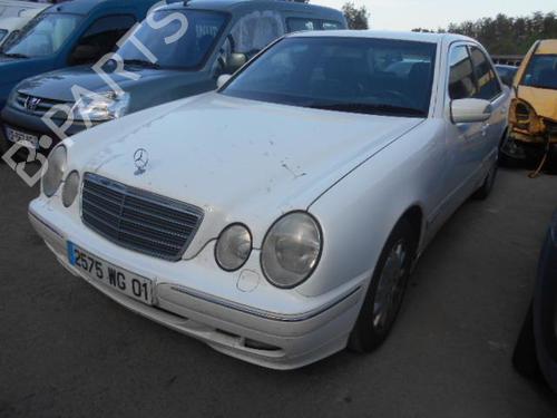 Left taillight MERCEDES-BENZ E-CLASS (W210) E 220 CDI (210.006) | BP21753137C34 