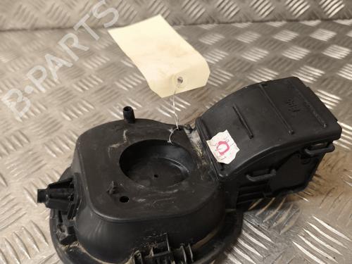 Klapa wlewu paliwa RENAULT MEGANE III Hatchback (BZ0/1_, B3_) 1.5 dCi (BZ09, BZ0D, BZ1W, BZ29, BZ14) | BP22013732C131 