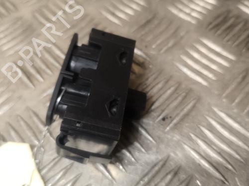 Used Warning switch Warning switch DACIA SANDERO II 1.5 dCi (90 hp) 22365685 22365685