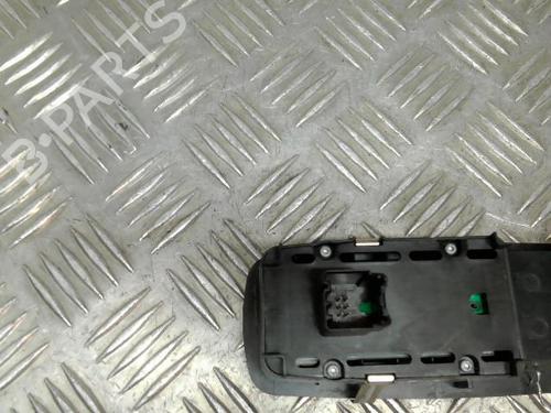 Used Right front window switch DODGE NITRO 2.8 CRD 4WD (177 hp) 21742368