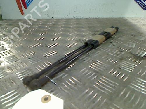 Used Tailgate lift support FORD KA (RU8) 1.2 (69 hp) 21736452