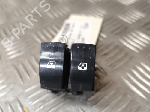 Used Left front window switch RENAULT CLIO II (BB_, CB_) 1.5 dCi (B/CB07) (65 hp) 27571738