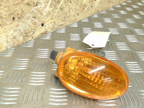 Used Right front indicator FIAT MULTIPLA (186_) 1.9 JTD 105 (186AXB1A) (105 hp) 21751637