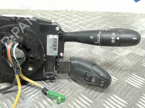 Used Steering column stalk PEUGEOT 207 (WA_, WC_) 1.6 HDi (109 hp) 21750681