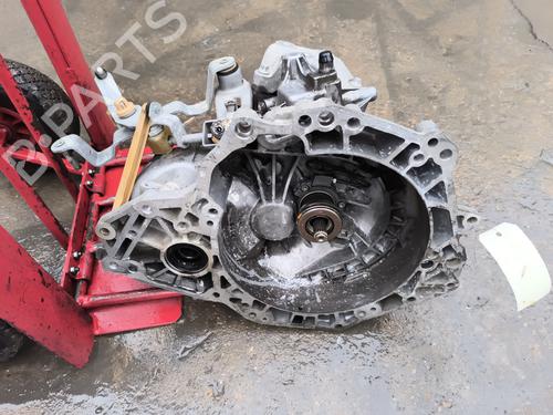 Used Gearbox OPEL CORSA D (S07) 1.3 CDTI (L08, L68) (75 hp) 26740395