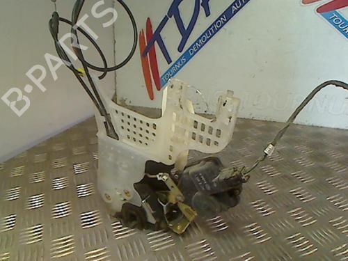 Used Rear left lock HYUNDAI TUCSON (JM) 2.0 CRDi (113 hp) 21747132