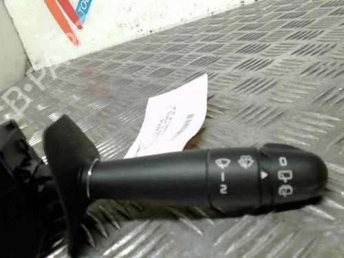 Used Steering column stalk RENAULT CLIO II (BB_, CB_) 1.5 dCi (B/CB3M) (64 hp) 21734285