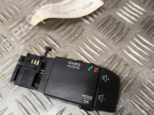 Switch RENAULT TWINGO III (BCM_, BCA_) 1.0 SCe 70 (BCMB) | BP29014870I30 