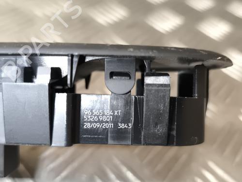 Right front window switch PEUGEOT 308 I (4A_, 4C_) 1.6 HDi | BP27617987I26 