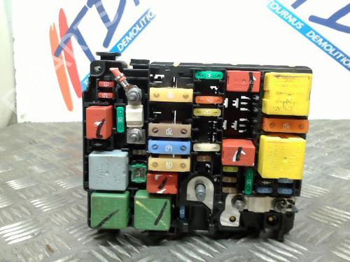Fuse box PEUGEOT 208 I (CA_, CC_) 1.6 HDi / BlueHDi 75 | BP21742154E1 